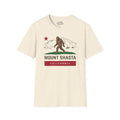 Mount Shasta Sasquatch Bigfoot T-Shirt California Flag (Natural)