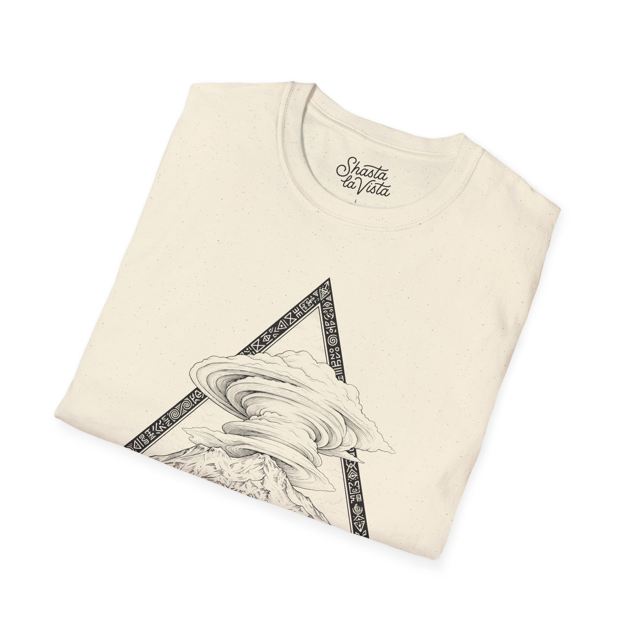 Mount Shasta California Lenticular Clouds T-Shirt