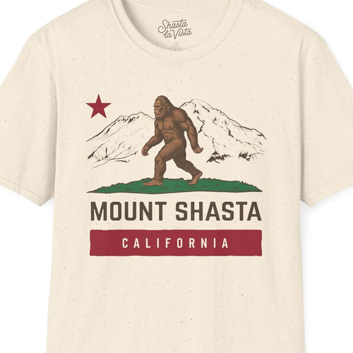 Mount Shasta Sasquatch Bigfoot T-Shirt California Flag (Natural)