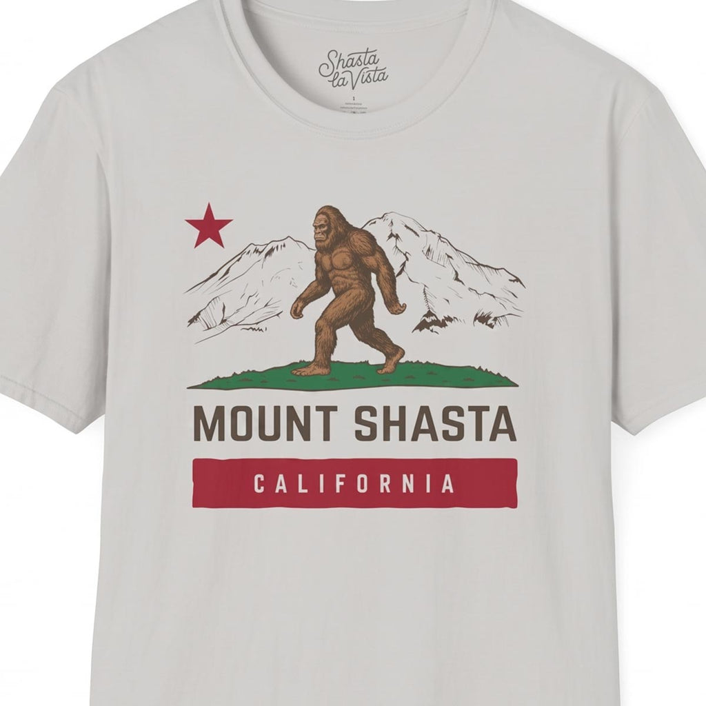 Mount Shasta Sasquatch Bigfoot California Flag T-Shirt (Ice Grey)