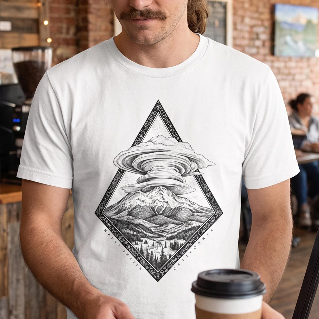 Mount Shasta California Lenticular Clouds T-Shirt