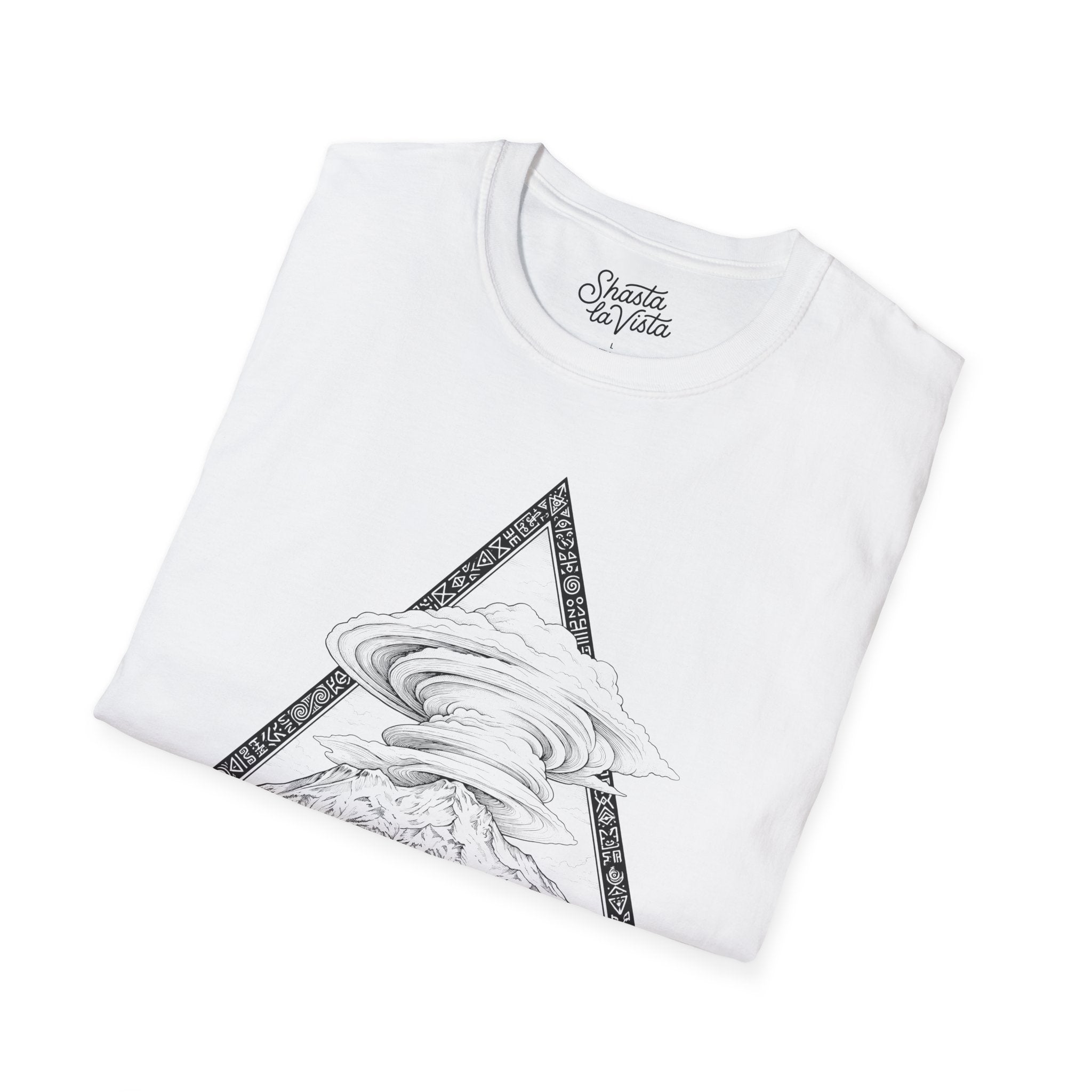Mount Shasta California Lenticular Clouds T-Shirt